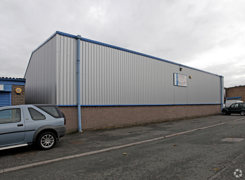 Wednesbury Trading Estate, Wednesbury for rent - Building Photo - Image 2 of 3