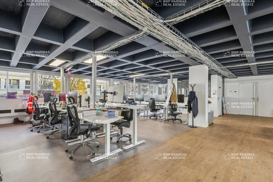 40 Rue Barbès, Montrouge to rent - Interior Photo - Image 2 of 14