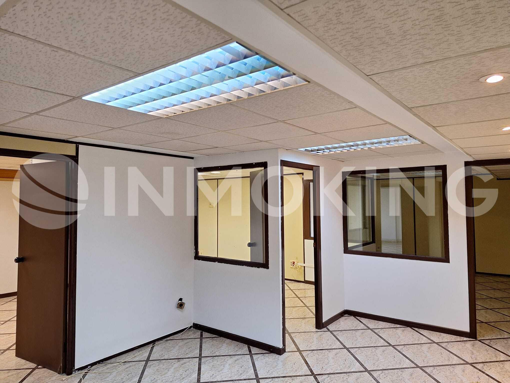 Office in València, Valencia to rent Interior Photo- Image 1 of 7