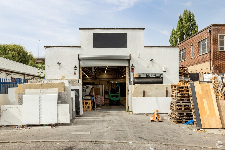 7 Raven Rd, London for sale - Building Photo - Image 1 of 1