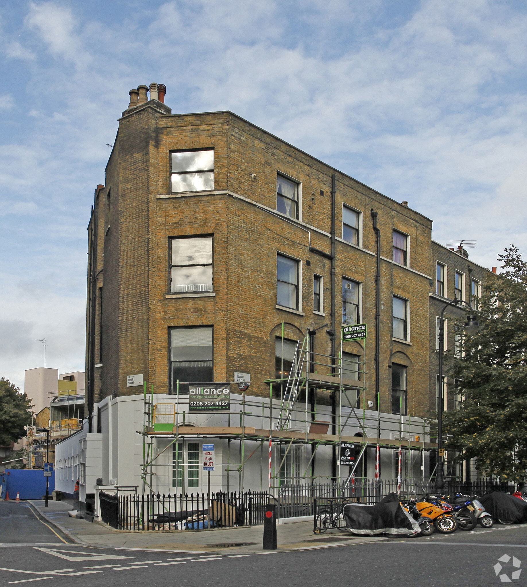 1 Doughty St, London to rent Primary Photo- Image 1 of 10