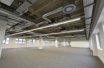1 East Parade, Leeds to rent Interior Photo- Image 2 of 10
