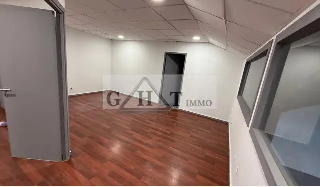 Industrial in Argenteuil to rent - Interior Photo - Image 3 of 4