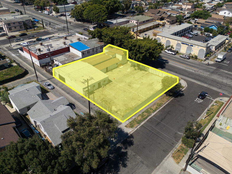 8802 S Central Ave, Los Angeles, CA for rent - Aerial - Image 1 of 16