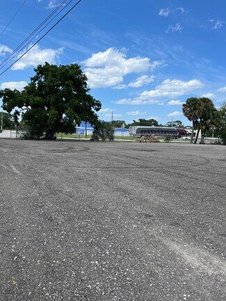 More details for 3077 SE Dixie Hwy, Stuart, FL - Land to Rent