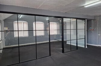 143 Regent St, Kettering to rent Interior Photo- Image 2 of 5