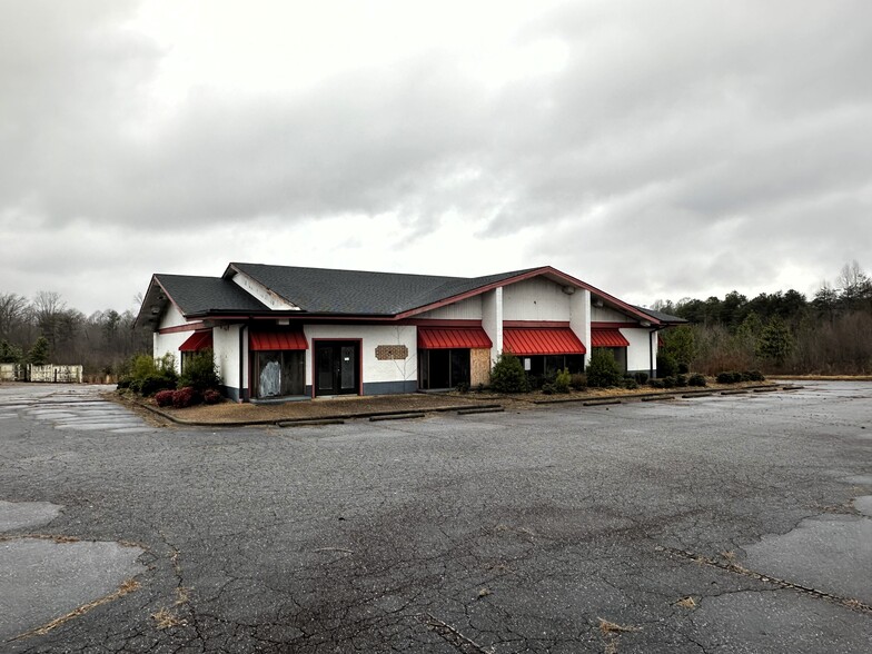 3352 15th Avenue Blvd SE, Conover, NC for sale - Building Photo - Image 3 of 28