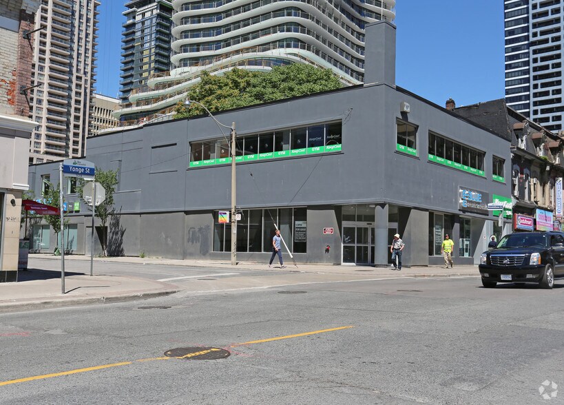 530 Yonge St, Toronto, ON to rent - Building Photo - Image 3 of 4