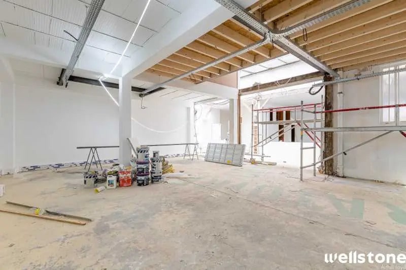 Location Bureaux 333 m² - Photo 1