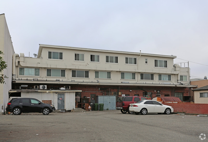 3121-3161 Castro Valley Blvd, Castro Valley, CA for rent - Building Photo - Image 3 of 3