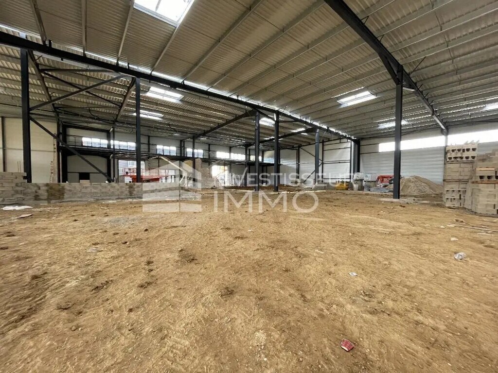 Location Local d'activités 1 816 m² - Photo 1