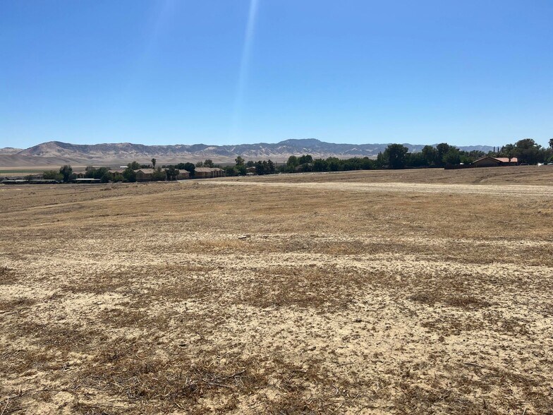 E Lassen St, Avenal, CA for sale - Primary Photo - Image 1 of 1