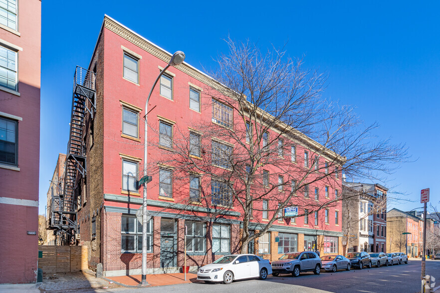 219-229 Vine St, Philadelphia, PA for rent - Primary Photo - Image 1 of 8