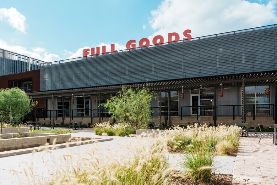 200 E Grayson St, San Antonio, TX to rent - Building Photo - Image 2 of 7