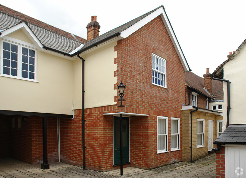 19 High St, Saffron Walden for rent - Primary Photo - Image 1 of 2