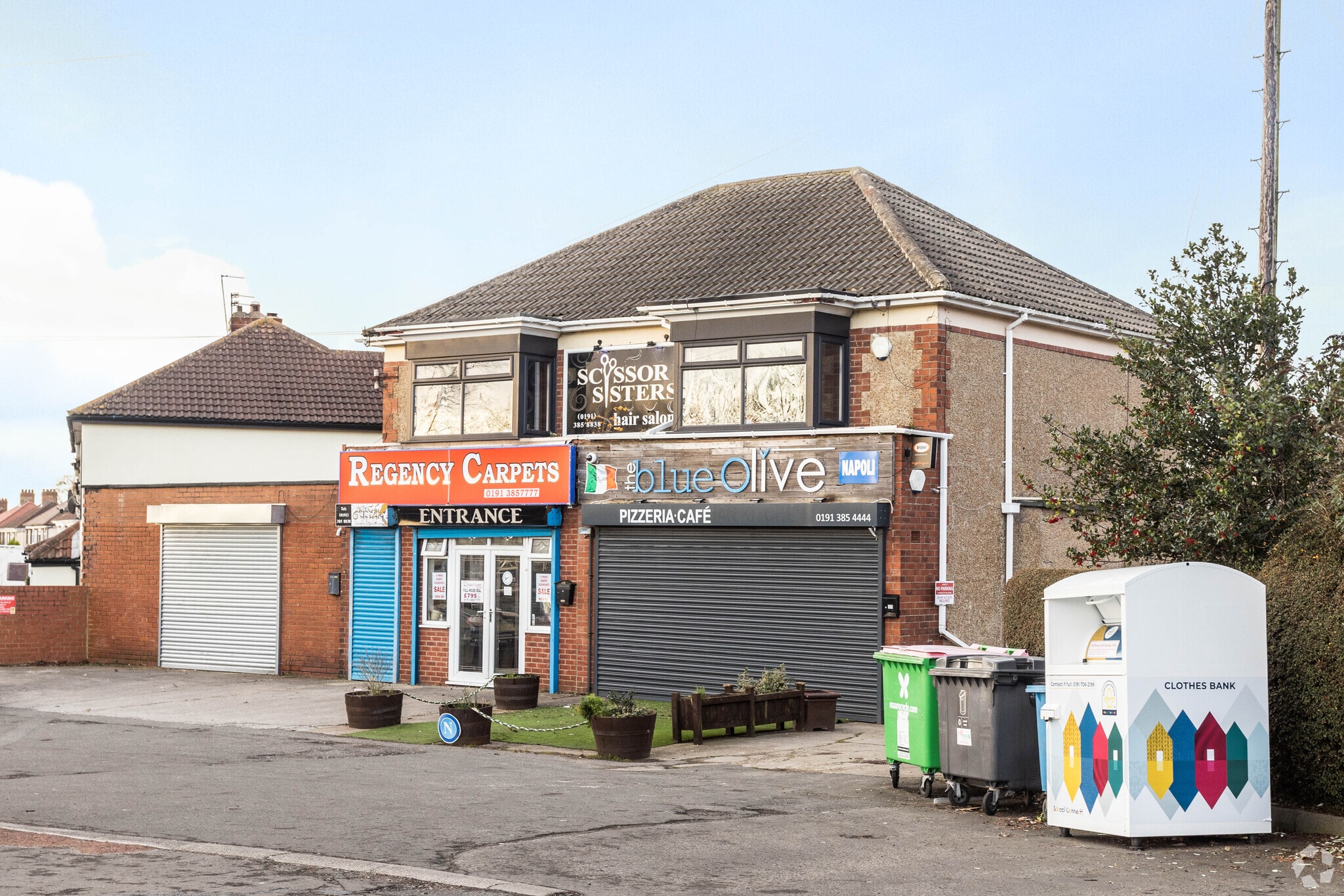 28-29 Hindsons Crescent N, Houghton Le Spring to rent Primary Photo- Image 1 of 2