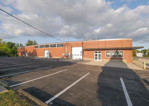 1080-1100 Steelwood Ave, Columbus, OH for rent Building Photo- Image 1 of 7