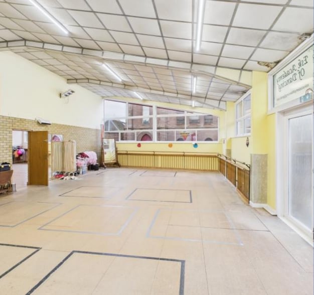 9 Chapel St, Montrose for sale - Interior Photo - Image 2 of 5