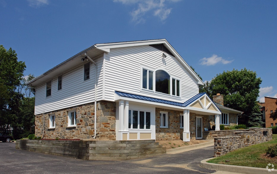 1102 E Joppa Rd, Towson, MD to rent - Building Photo - Image 1 of 5