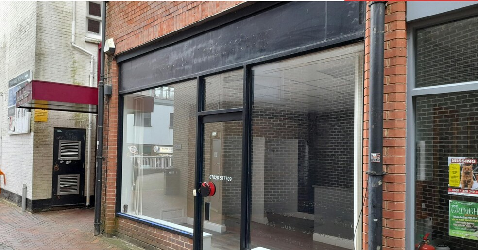 1-3 Potters Walk, Basingstoke to rent - Building Photo - Image 2 of 3