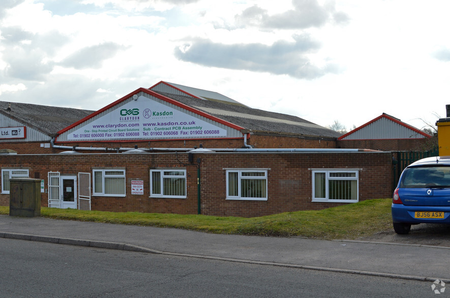 Strawberry Ln, Willenhall for sale - Building Photo - Image 2 of 12