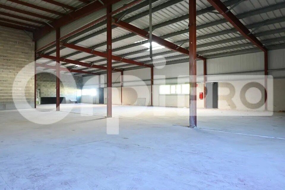 Industrial in Bourgoin-Jallieu for sale Interior Photo- Image 1 of 8
