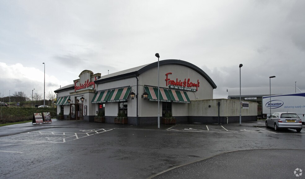 4 Highfield Dr, Ayr for sale - Primary Photo - Image 1 of 1