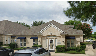 3131 Cross Timbers Rd, Flower Mound, TX for rent Building Photo- Image 1 of 10