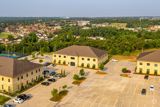 301 Lilac Dr, Edmond, OK - aerial  map view