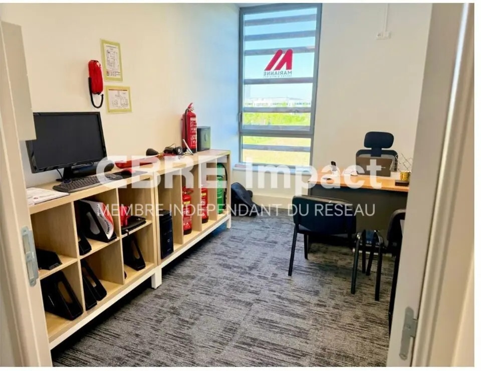Location Bureaux 22 m² - Photo 1