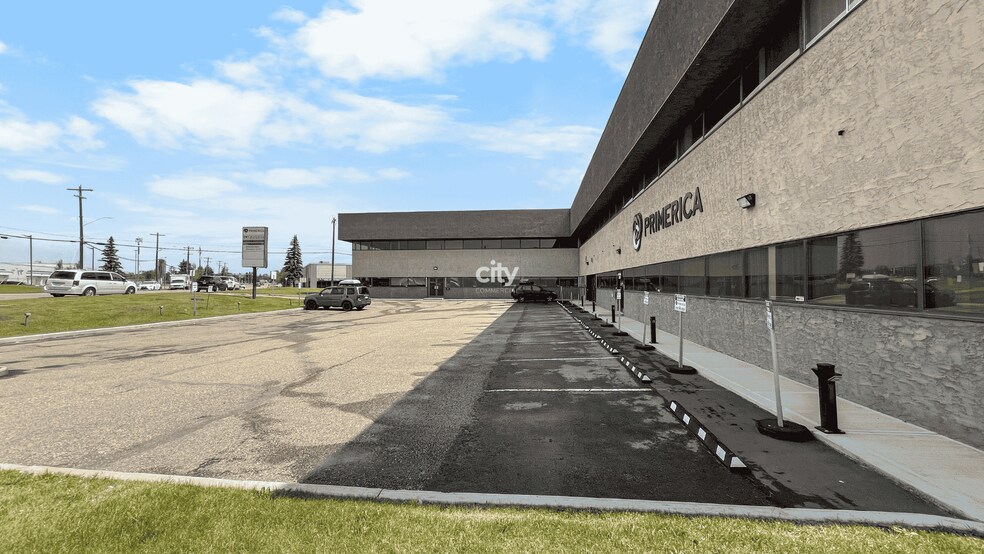 14601 134 Av NW, Edmonton, AB for sale - Primary Photo - Image 1 of 1