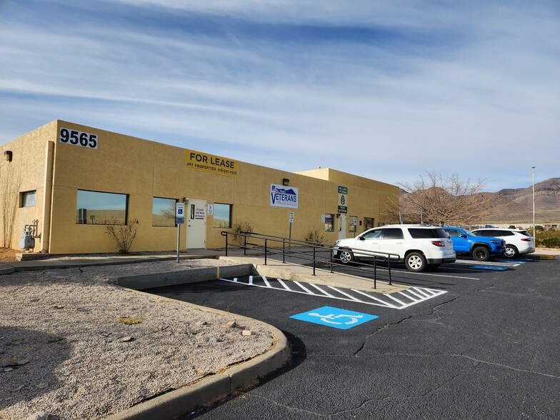 9565 Diana Dr, El Paso, TX for sale - Building Photo - Image 1 of 1