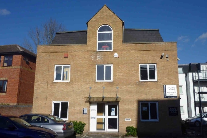 107-109 Oxford Rd, Oxford to rent - Building Photo - Image 3 of 5