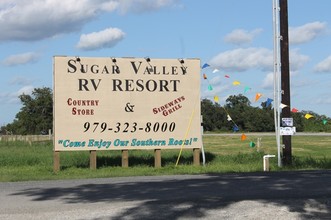 10833 State Highway 35 N, Van Vleck, TX for sale Building Photo- Image 1 of 1