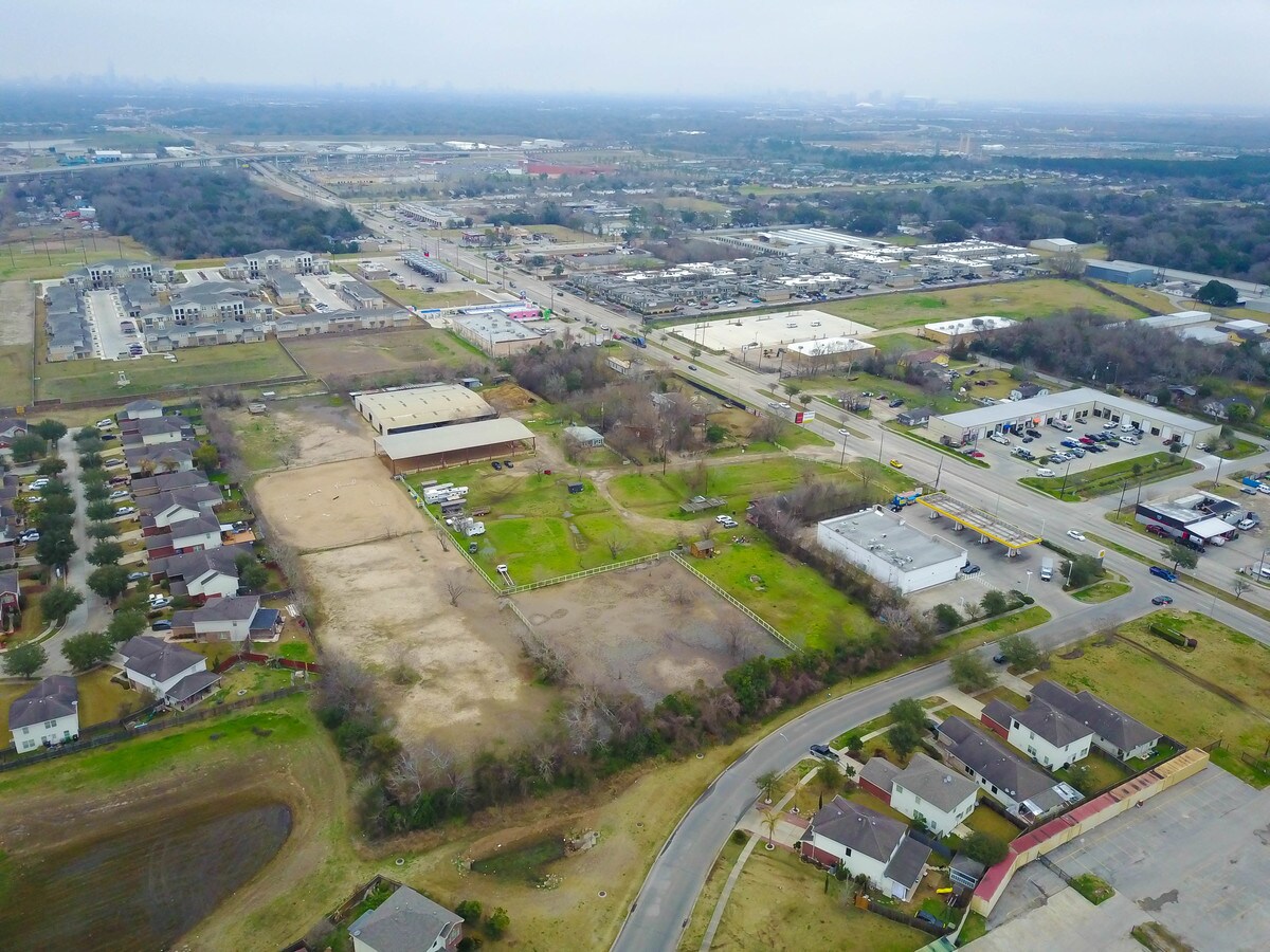 13034 S Post Oak Rd, Houston 77045 UK