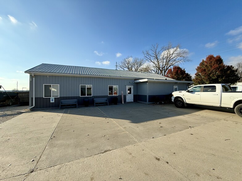 431 Whitney Ave, Ames, IA for sale - Building Photo - Image 1 of 6