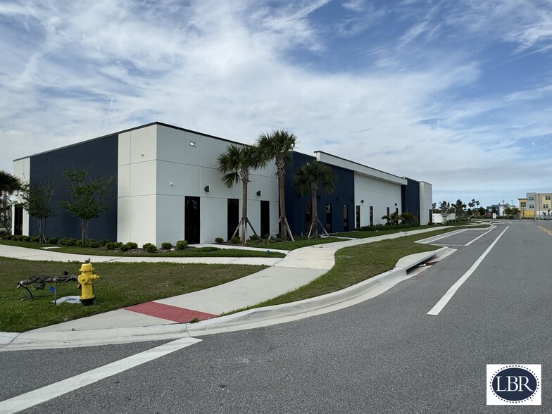 Addison Center at Viera / Stadium Parkway, Melbourne, FL for rent - Building Photo - Image 2 of 7