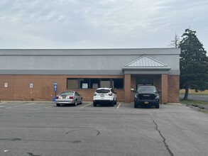 4407 Military Rd, Niagara Falls, NY for rent Building Photo- Image 1 of 14