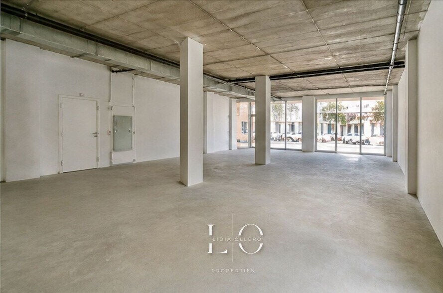 Retail in Majadahonda, Madrid to rent - Building Photo - Image 2 of 2