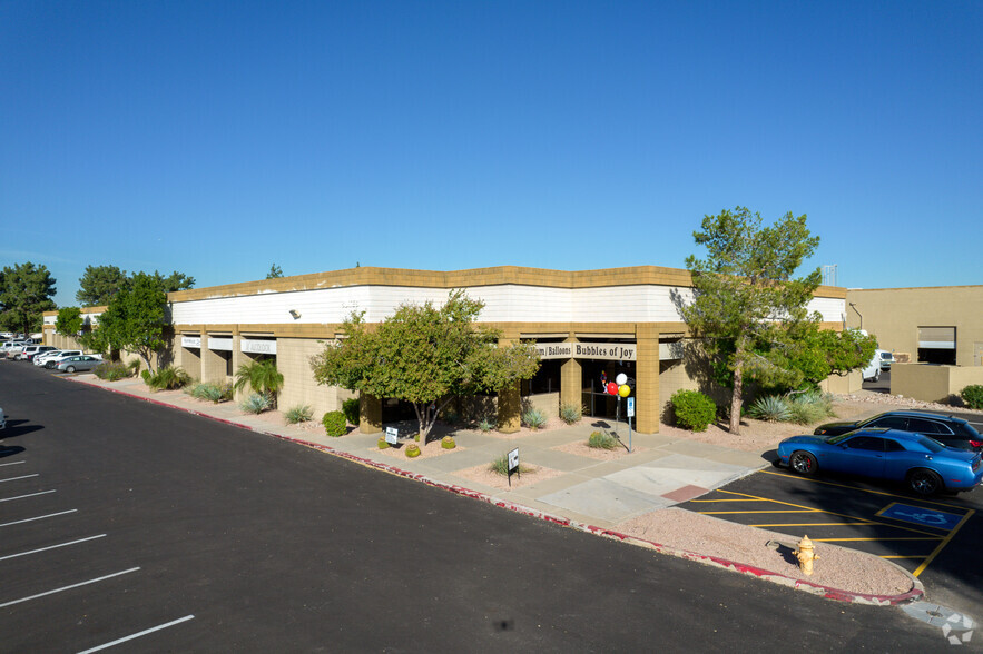 75 W Baseline Rd, Gilbert, AZ for rent - Building Photo - Image 3 of 4