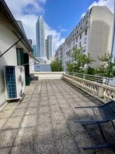 13 Rue De L'Oasis, Puteaux to rent Interior Photo- Image 2 of 4
