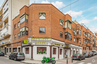 Calle De Castilla, 15, Madrid, Madrid for rent Primary Photo- Image 1 of 2