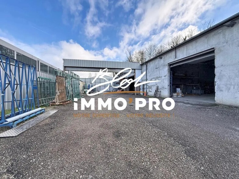 47 Avenue De La Ferronnière, Domarin to rent - Building Photo - Image 3 of 21