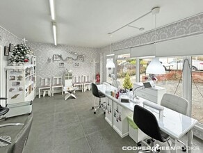 45 Broad Oak Crescent, Bayston Hill to rent Interior Photo- Image 1 of 4