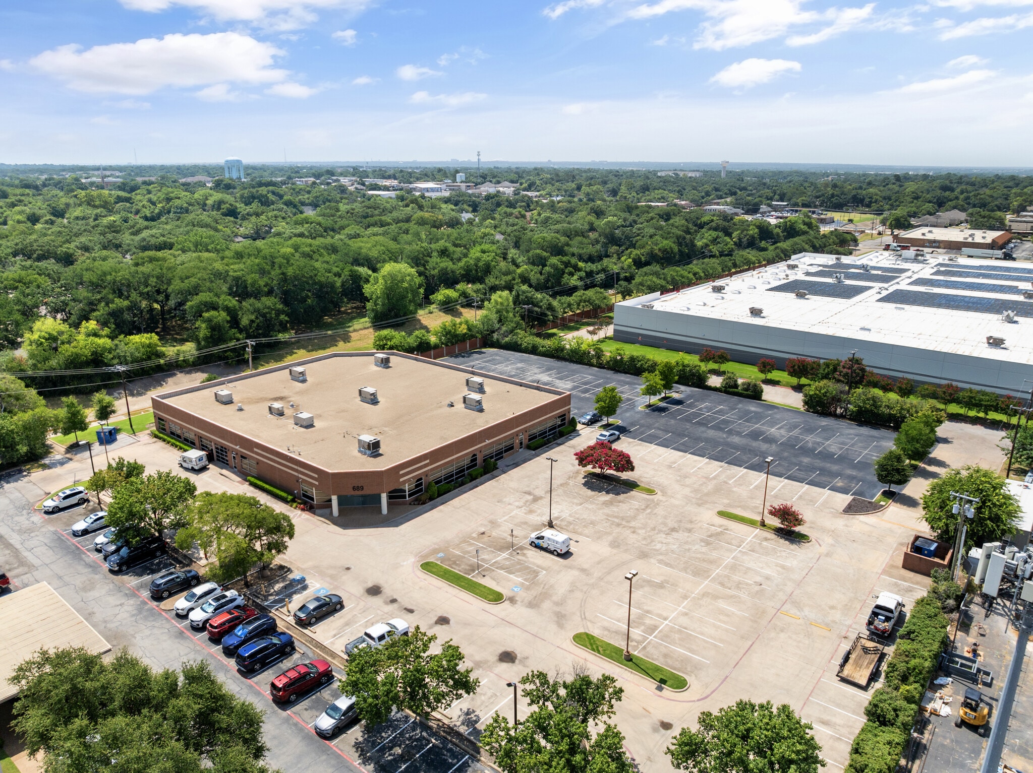 689 Airport Fwy, Hurst, TX for sale Interior Photo- Image 1 of 18