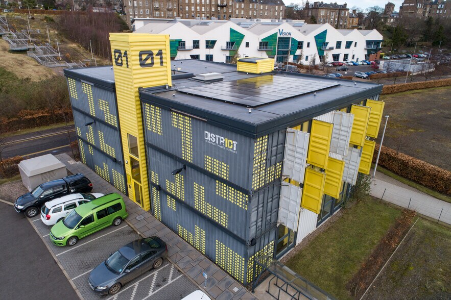 25 Greenmarket, Dundee to rent - Building Photo - Image 2 of 6