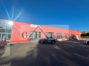 Vente Entrepôt 1 208 m² - Photo 1