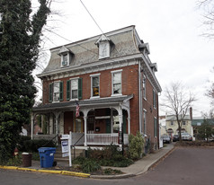 43 E Oakland Ave, Doylestown PA - Commercial Property