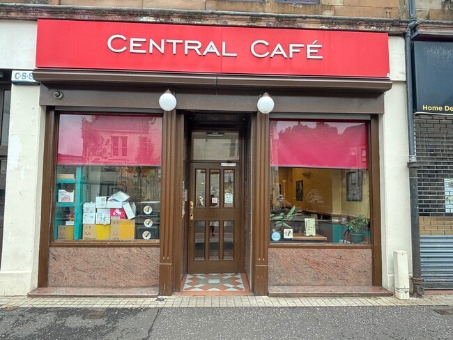 More details for 70-78 Cross Arthurlie St, Barrhead - Retail to Rent