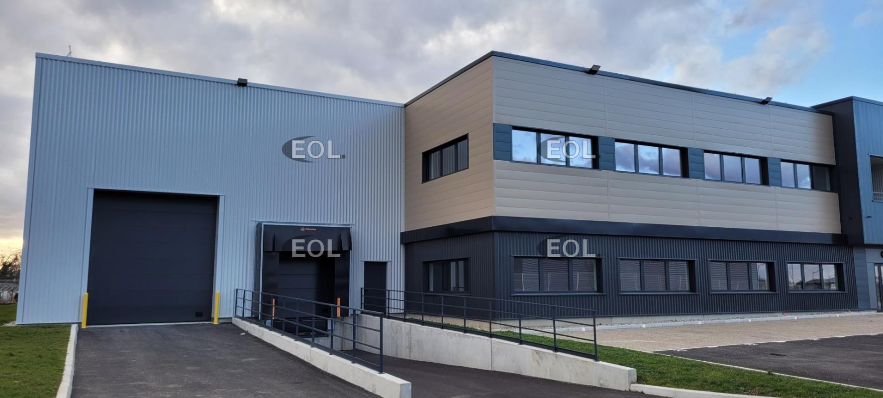 Industrial in Colombier-Saugnieu to rent Building Photo- Image 1 of 6